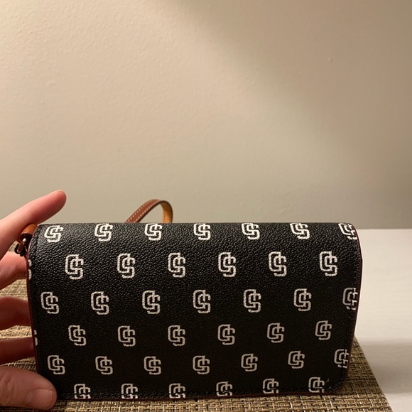 D&B Padres wristlet clutch - Picture 2 of 4